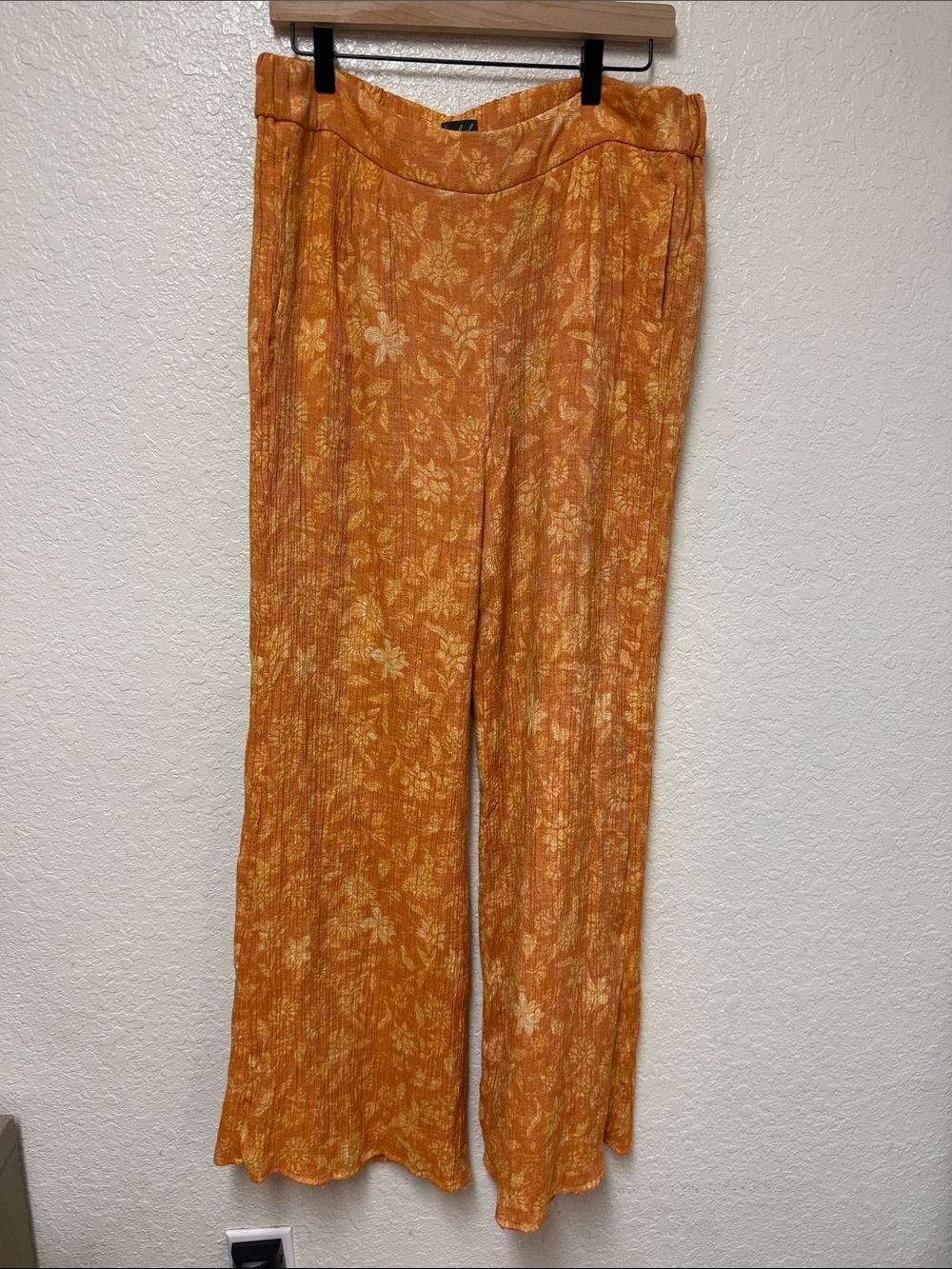 WONDERLY Yellow-Orange Floral Wide-Leg Pants Size XL
